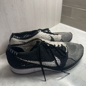 Men’s Nike Flyknit Racer